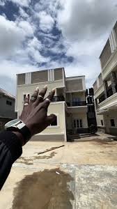 E Shock You? Lagos House Hunting Horror Stories